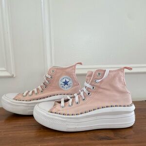 PLATFORM CONVERSE - chunky platforms - youth size 6/women's size 8/men's size 6